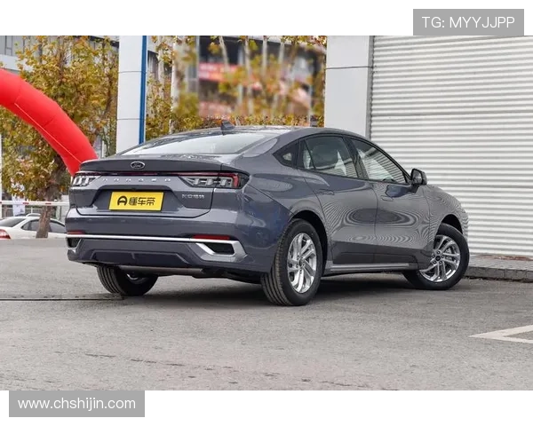 2.0T+8AT 动力总成，大空间 B 级车，蒙迪欧豪华型适合家用